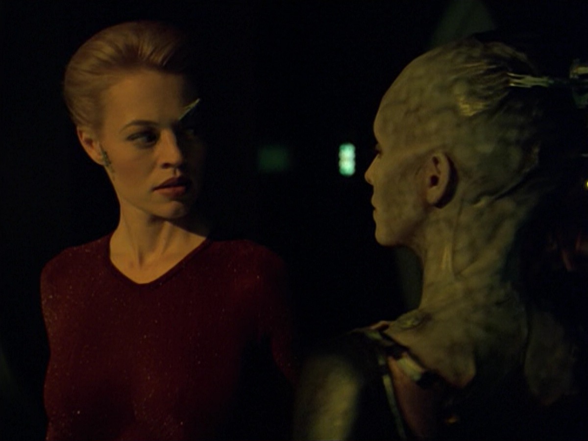 ariane179254_StarTrekVoyager_5x15_5x16_DarkFrontier_3702.jpg