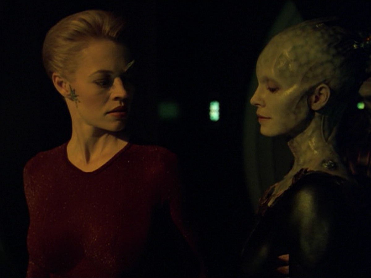 ariane179254_StarTrekVoyager_5x15_5x16_DarkFrontier_3704.jpg