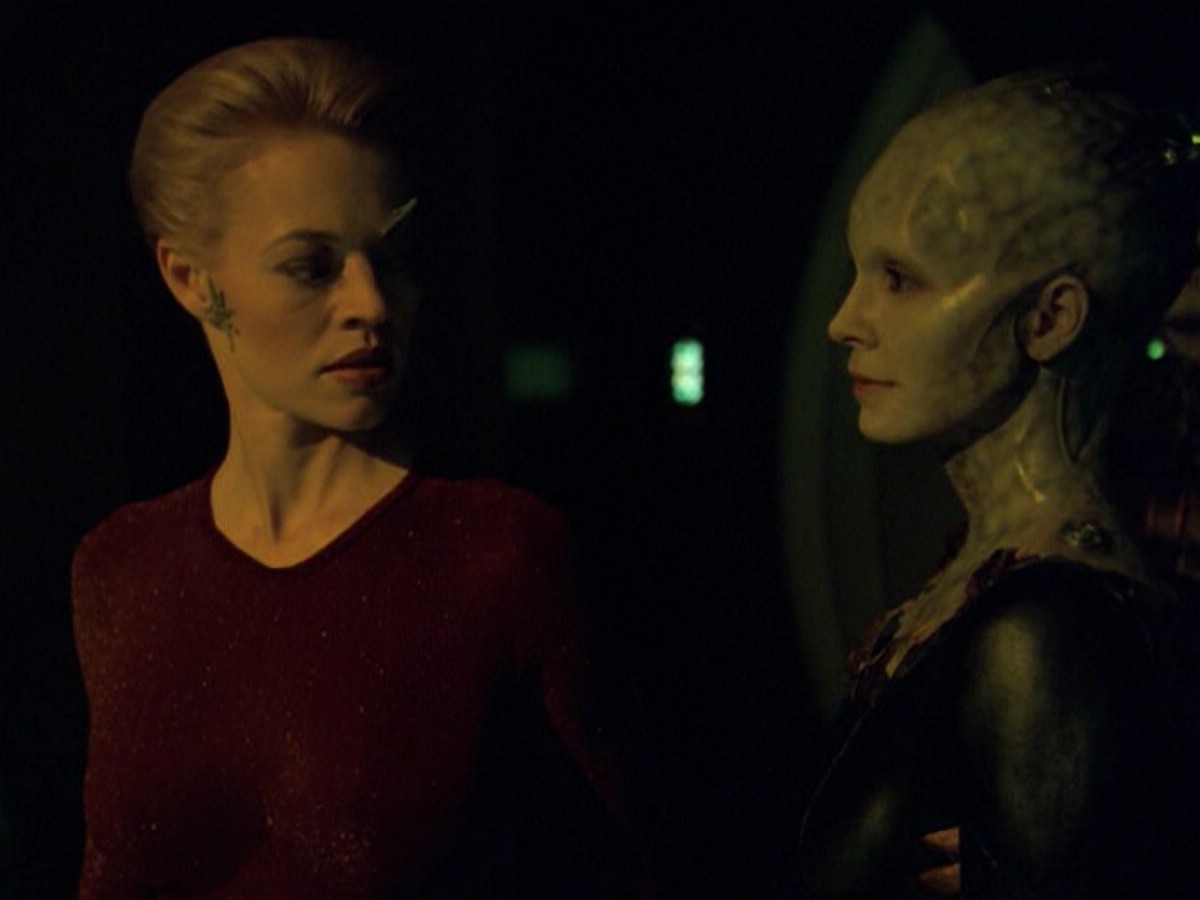 ariane179254_StarTrekVoyager_5x15_5x16_DarkFrontier_3705.jpg