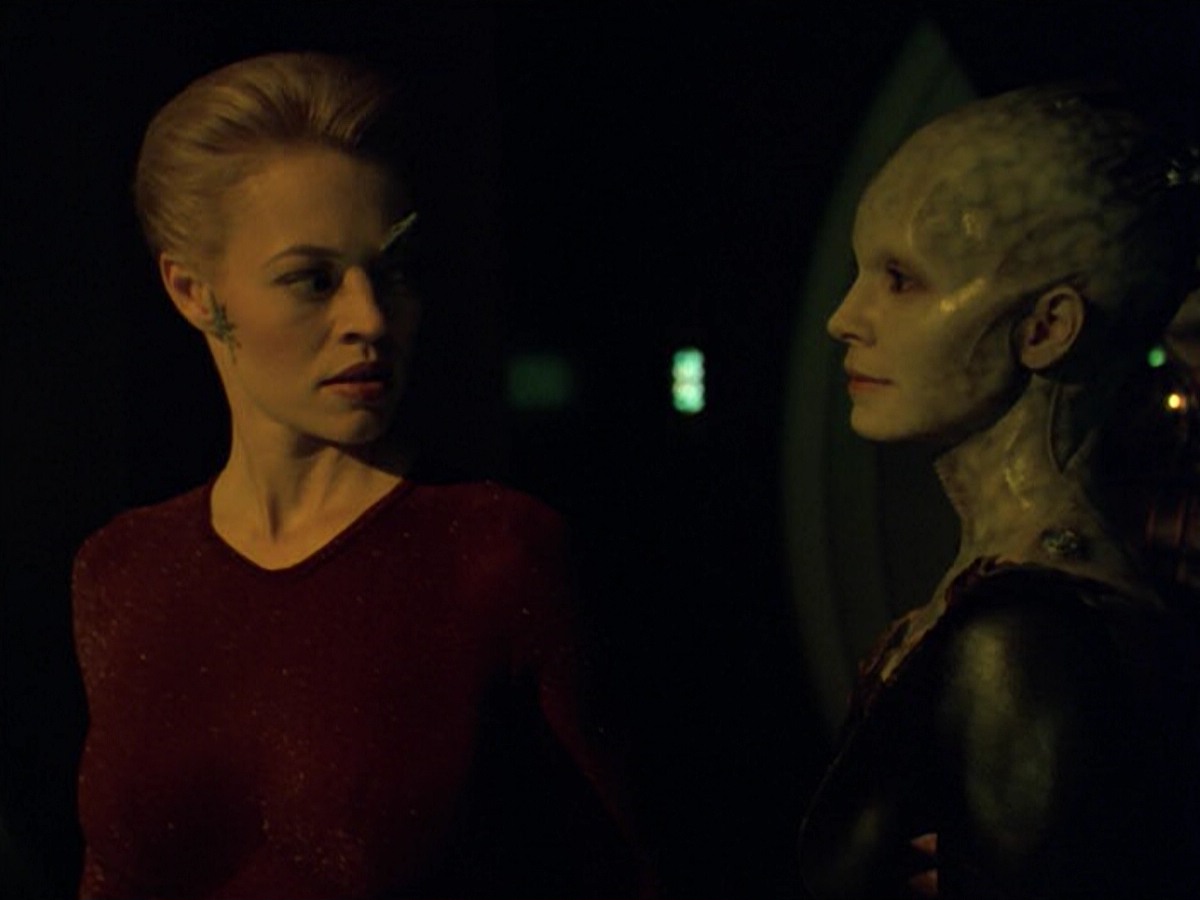 ariane179254_StarTrekVoyager_5x15_5x16_DarkFrontier_3706.jpg