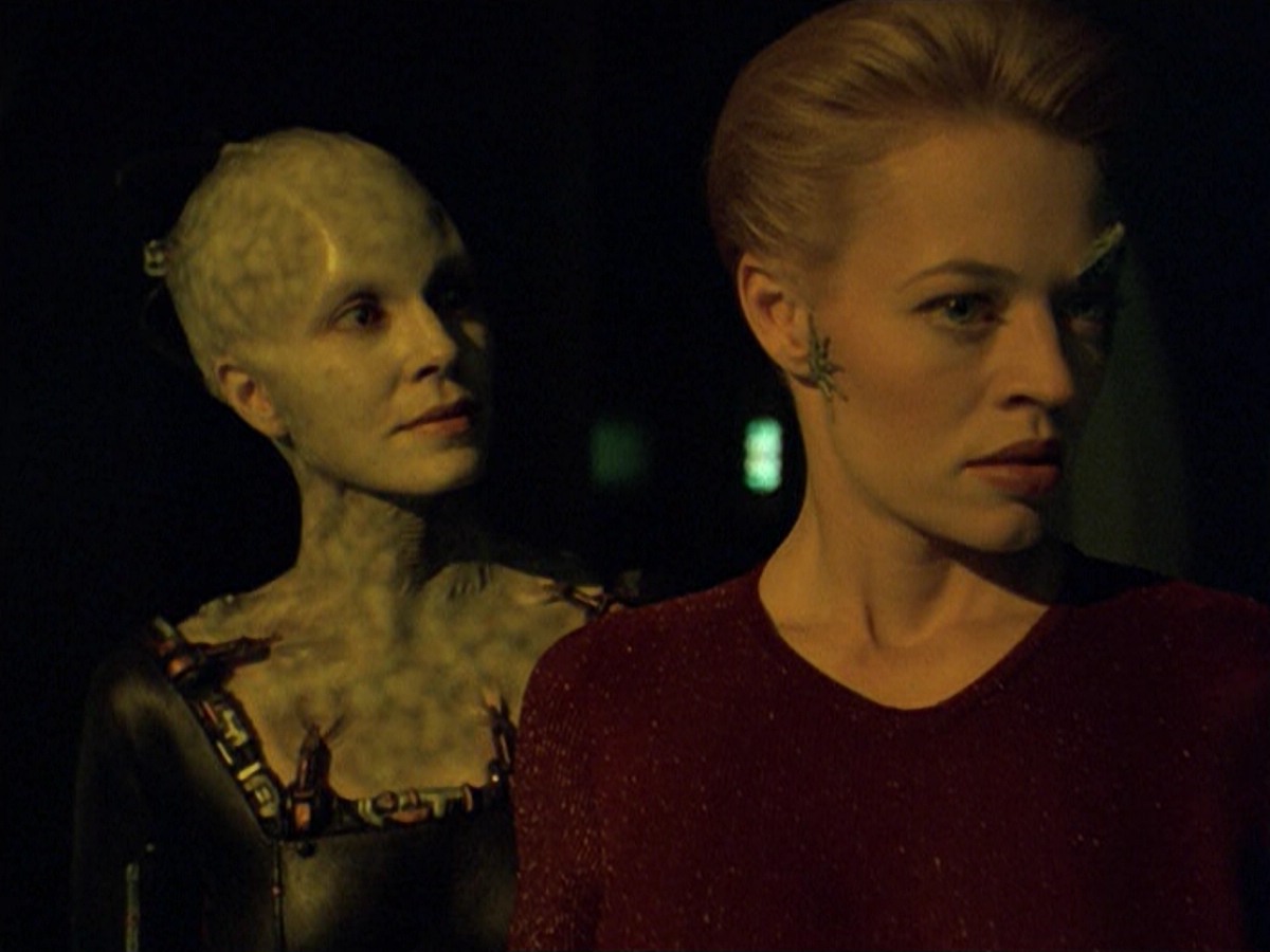 ariane179254_StarTrekVoyager_5x15_5x16_DarkFrontier_3713.jpg
