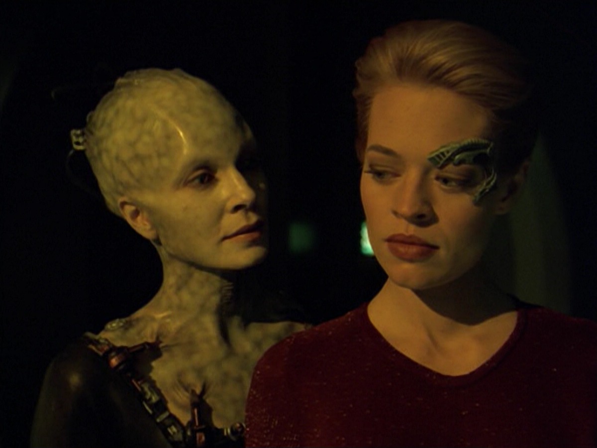 ariane179254_StarTrekVoyager_5x15_5x16_DarkFrontier_3720.jpg