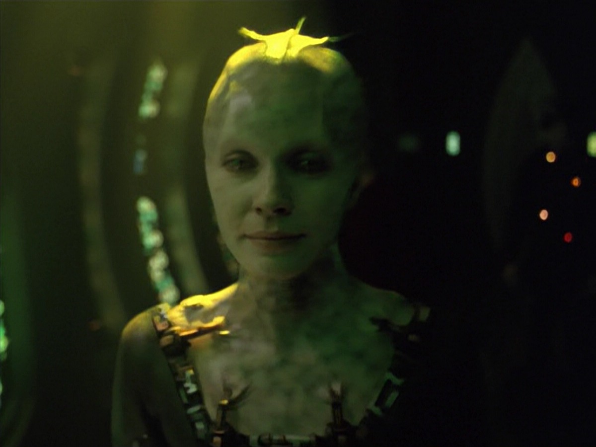 ariane179254_StarTrekVoyager_5x15_5x16_DarkFrontier_3777.jpg