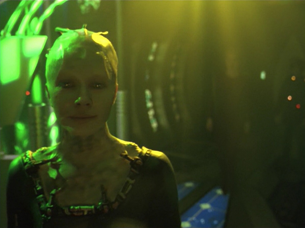 ariane179254_StarTrekVoyager_5x15_5x16_DarkFrontier_3782.jpg