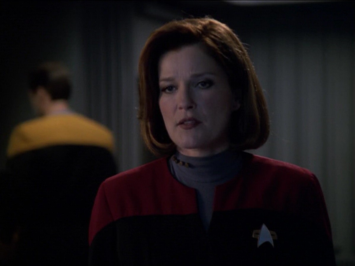 ariane179254_StarTrekVoyager_5x15_5x16_DarkFrontier_3940.jpg