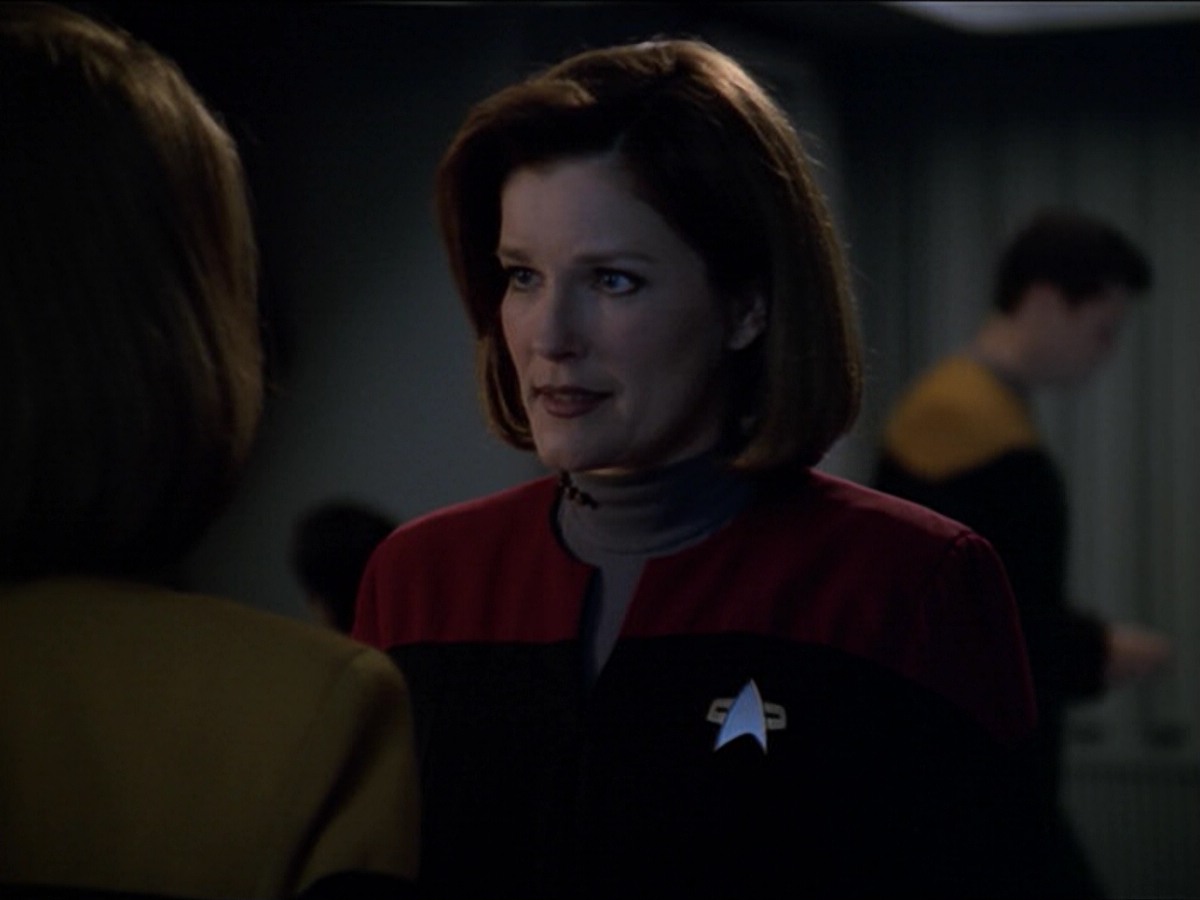 ariane179254_StarTrekVoyager_5x15_5x16_DarkFrontier_3957.jpg