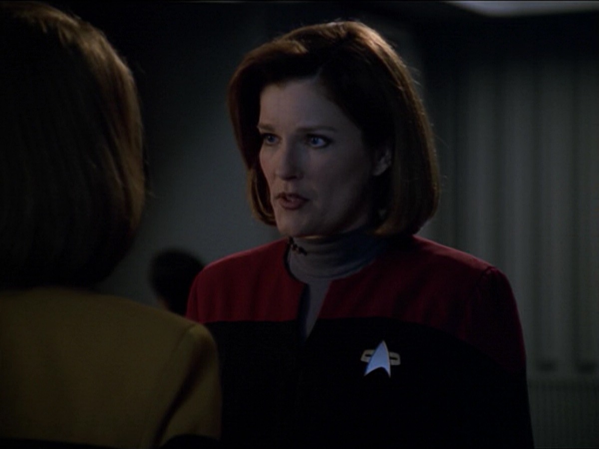 ariane179254_StarTrekVoyager_5x15_5x16_DarkFrontier_3958.jpg