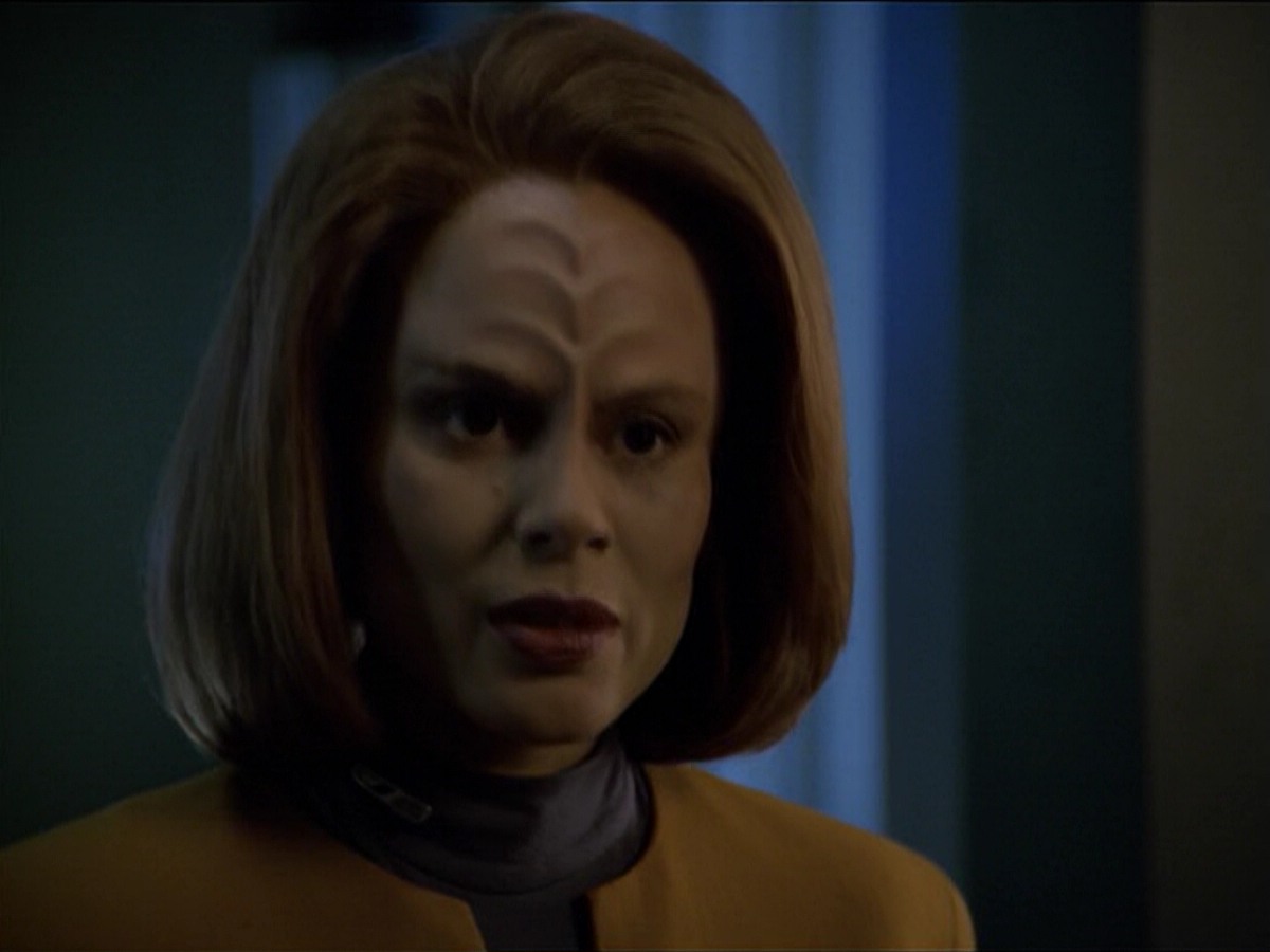 ariane179254_StarTrekVoyager_5x15_5x16_DarkFrontier_3962.jpg