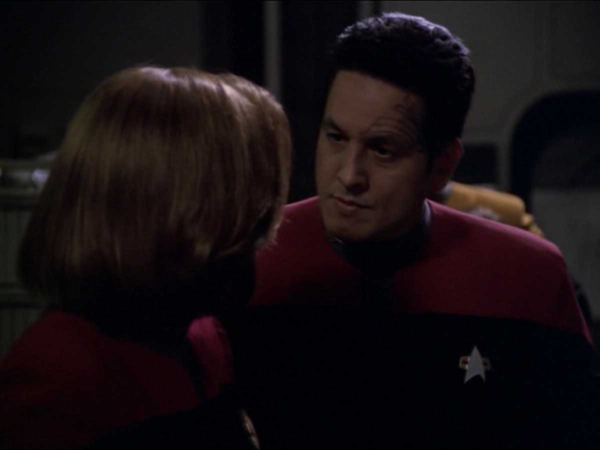 ariane179254_StarTrekVoyager_5x15_5x16_DarkFrontier_4039.jpg