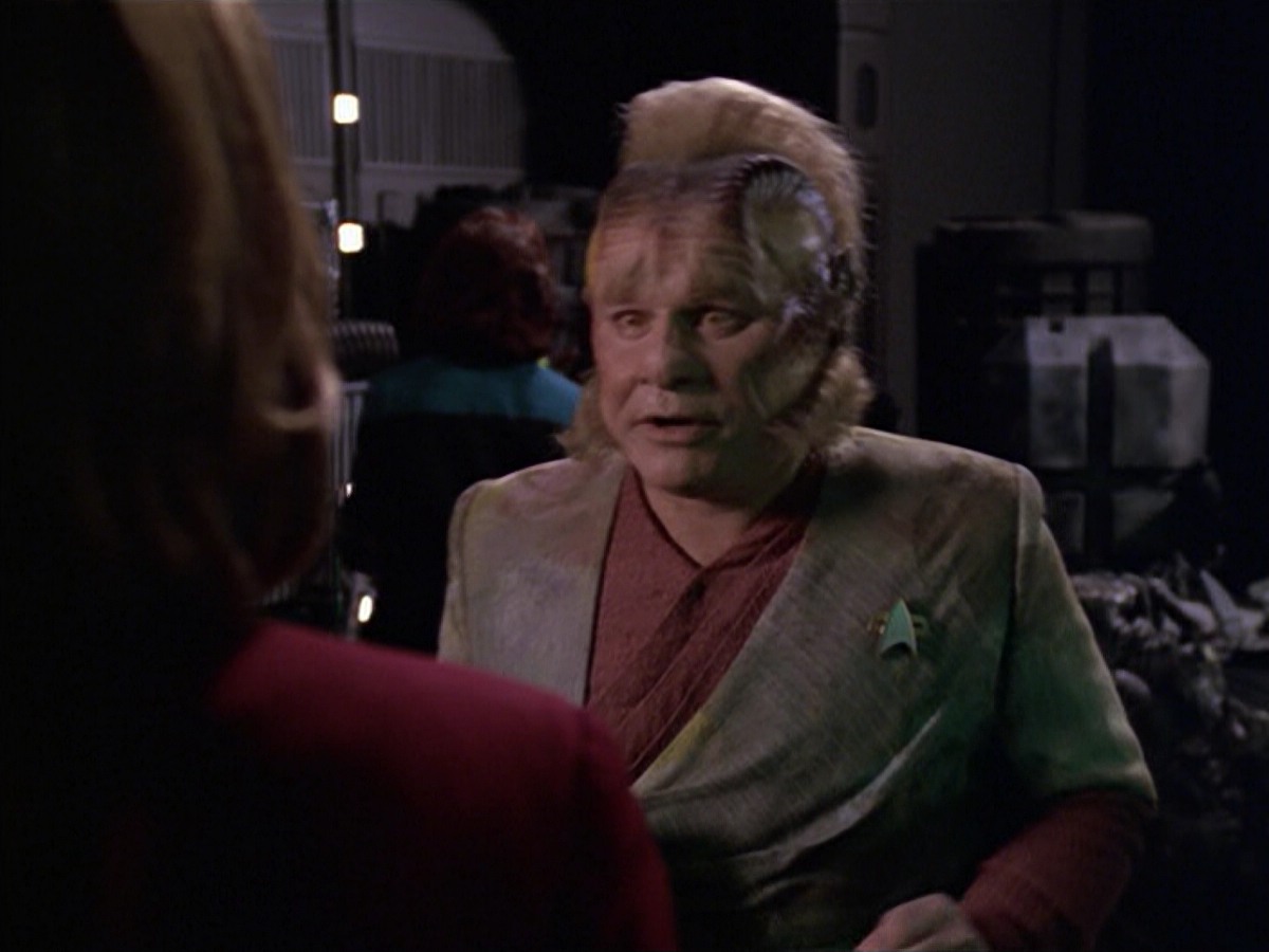 ariane179254_StarTrekVoyager_5x15_5x16_DarkFrontier_4055.jpg