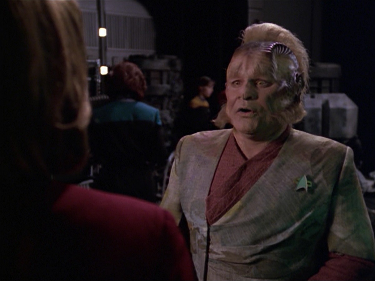 ariane179254_StarTrekVoyager_5x15_5x16_DarkFrontier_4069.jpg