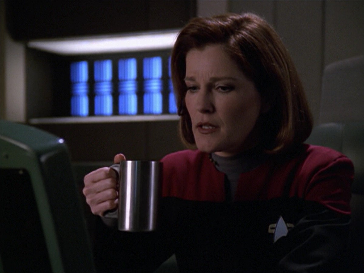 ariane179254_StarTrekVoyager_5x15_5x16_DarkFrontier_4128.jpg