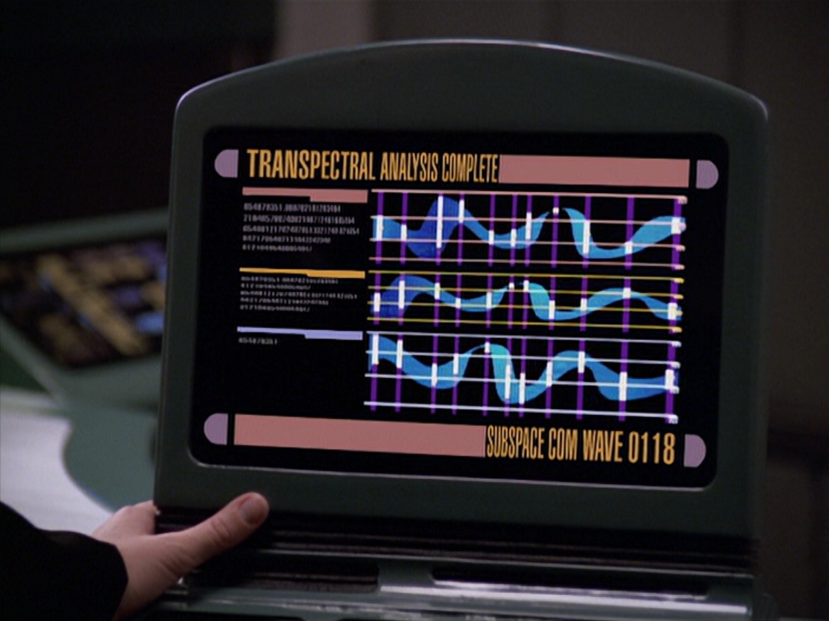 ariane179254_StarTrekVoyager_5x15_5x16_DarkFrontier_4303.jpg