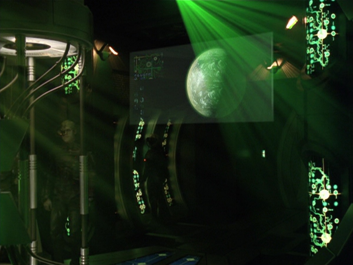 ariane179254_StarTrekVoyager_5x15_5x16_DarkFrontier_4553.jpg