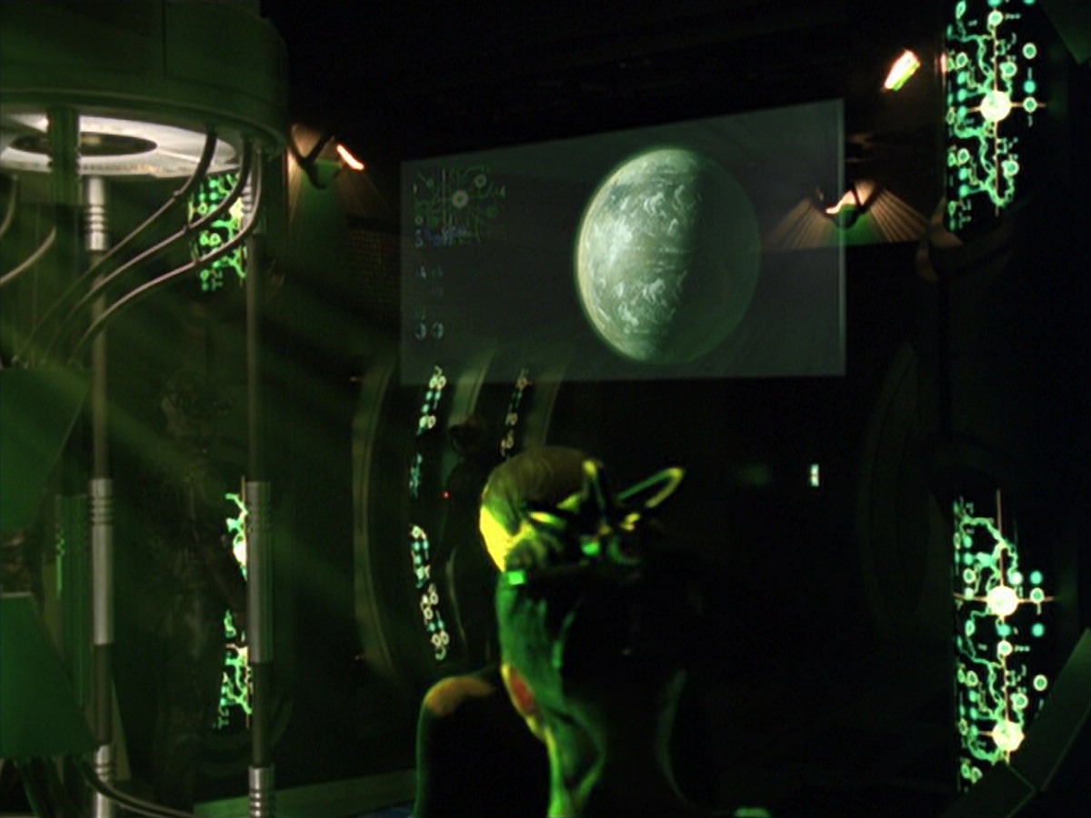 ariane179254_StarTrekVoyager_5x15_5x16_DarkFrontier_4558.jpg
