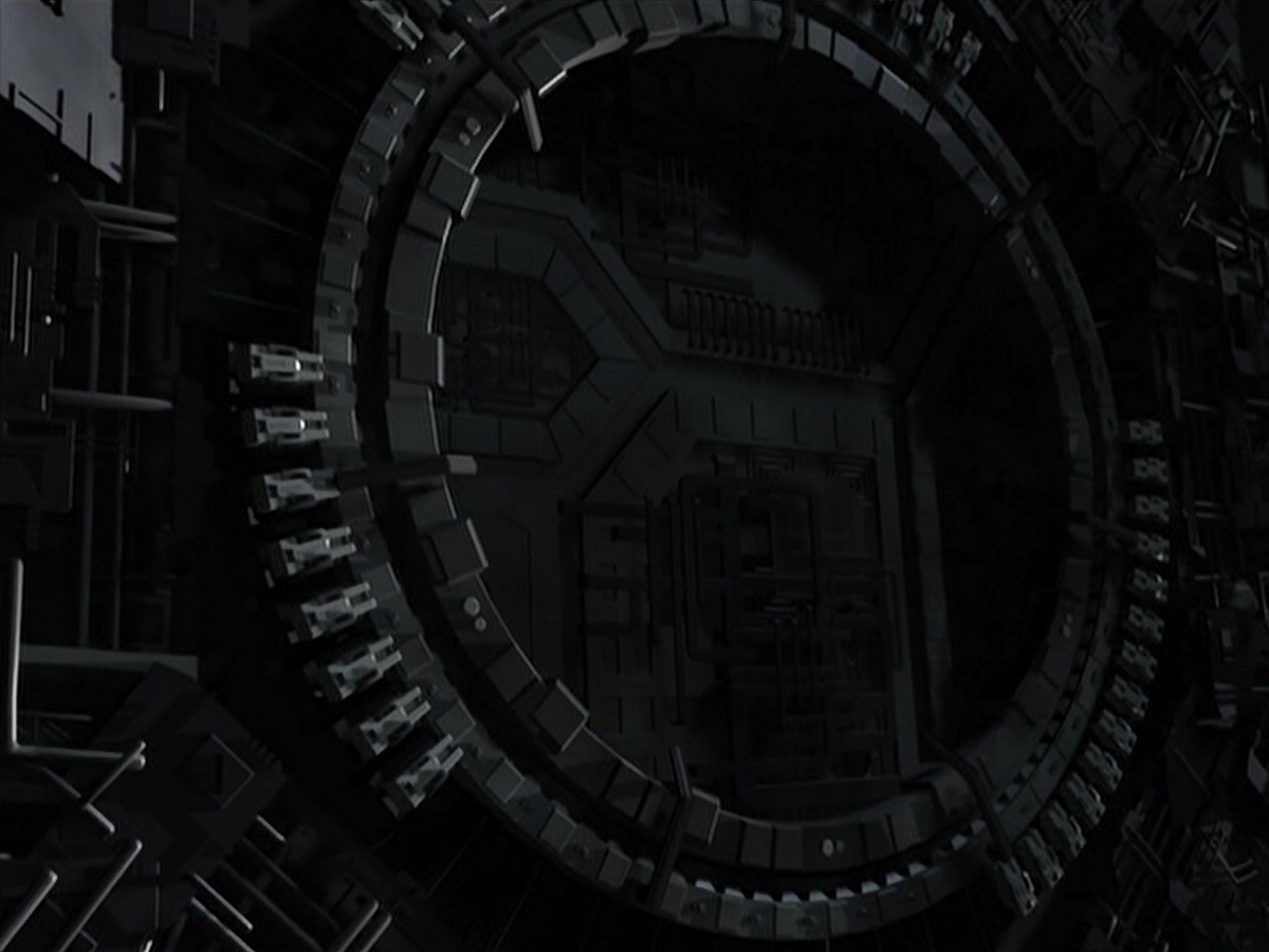 ariane179254_StarTrekVoyager_5x15_5x16_DarkFrontier_4592.jpg