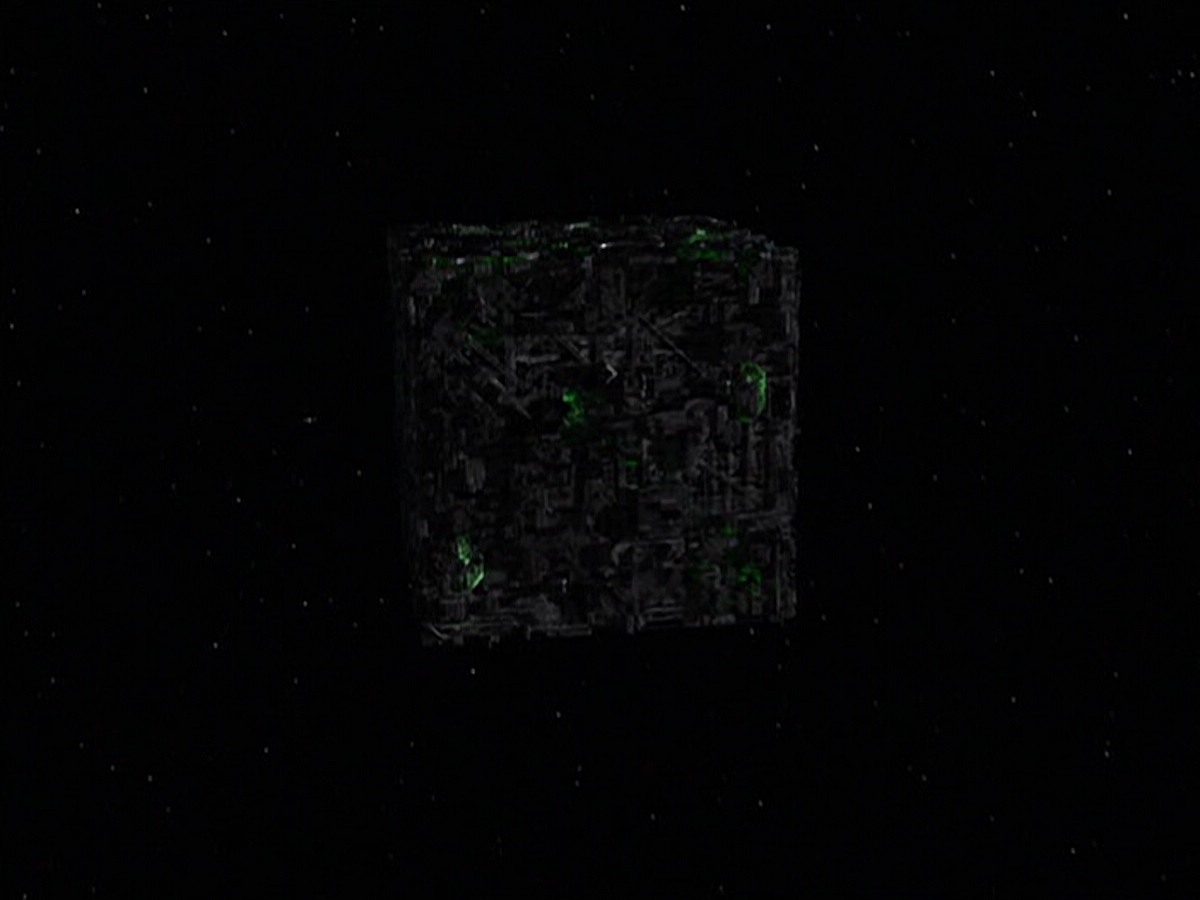 ariane179254_StarTrekVoyager_5x15_5x16_DarkFrontier_4607.jpg