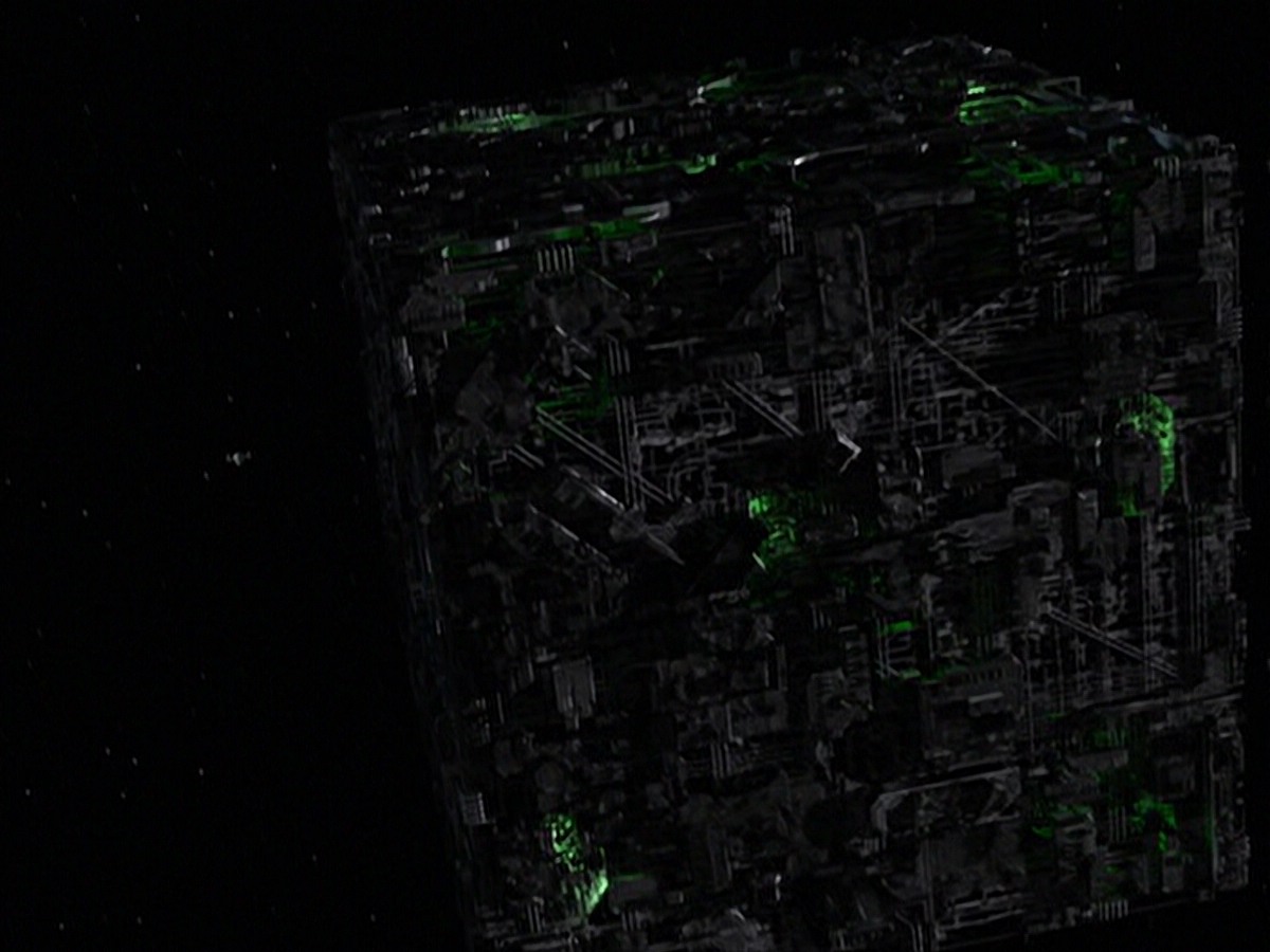ariane179254_StarTrekVoyager_5x15_5x16_DarkFrontier_4613.jpg
