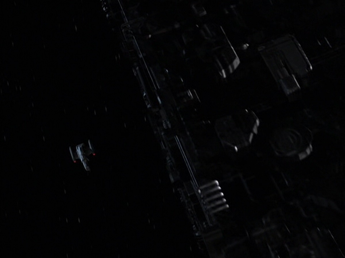 ariane179254_StarTrekVoyager_5x15_5x16_DarkFrontier_4622.jpg