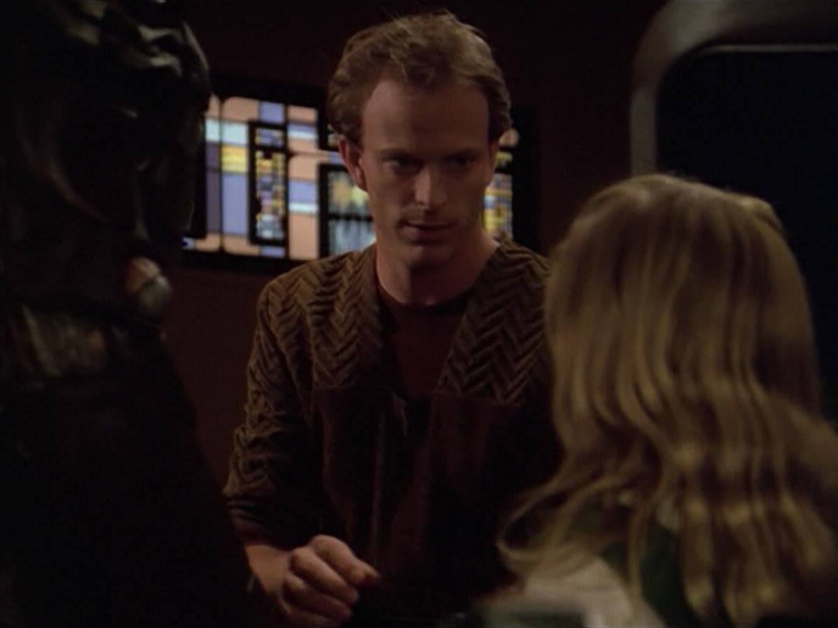 ariane179254_StarTrekVoyager_5x15_5x16_DarkFrontier_4670.jpg