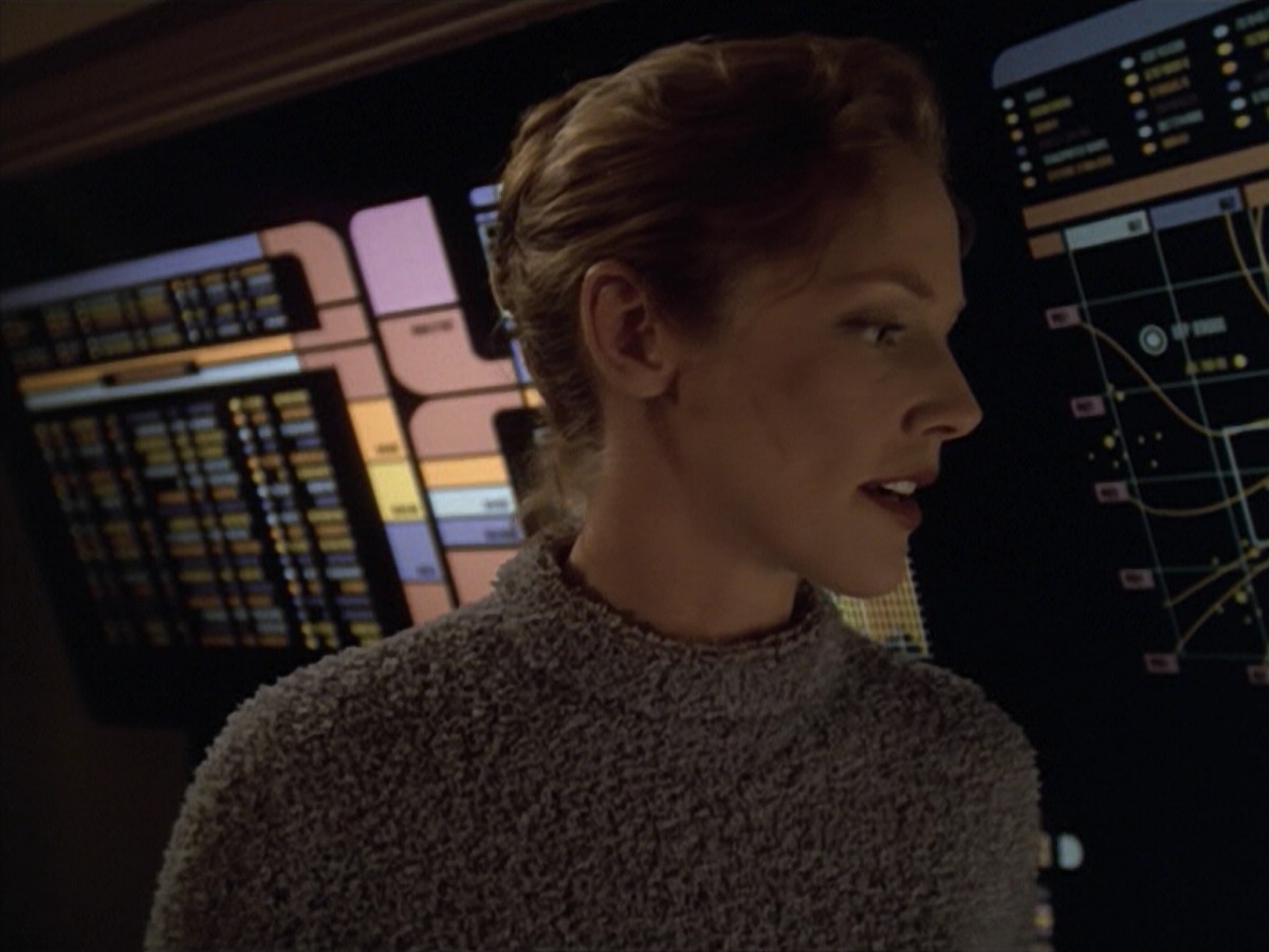 ariane179254_StarTrekVoyager_5x15_5x16_DarkFrontier_4714.jpg
