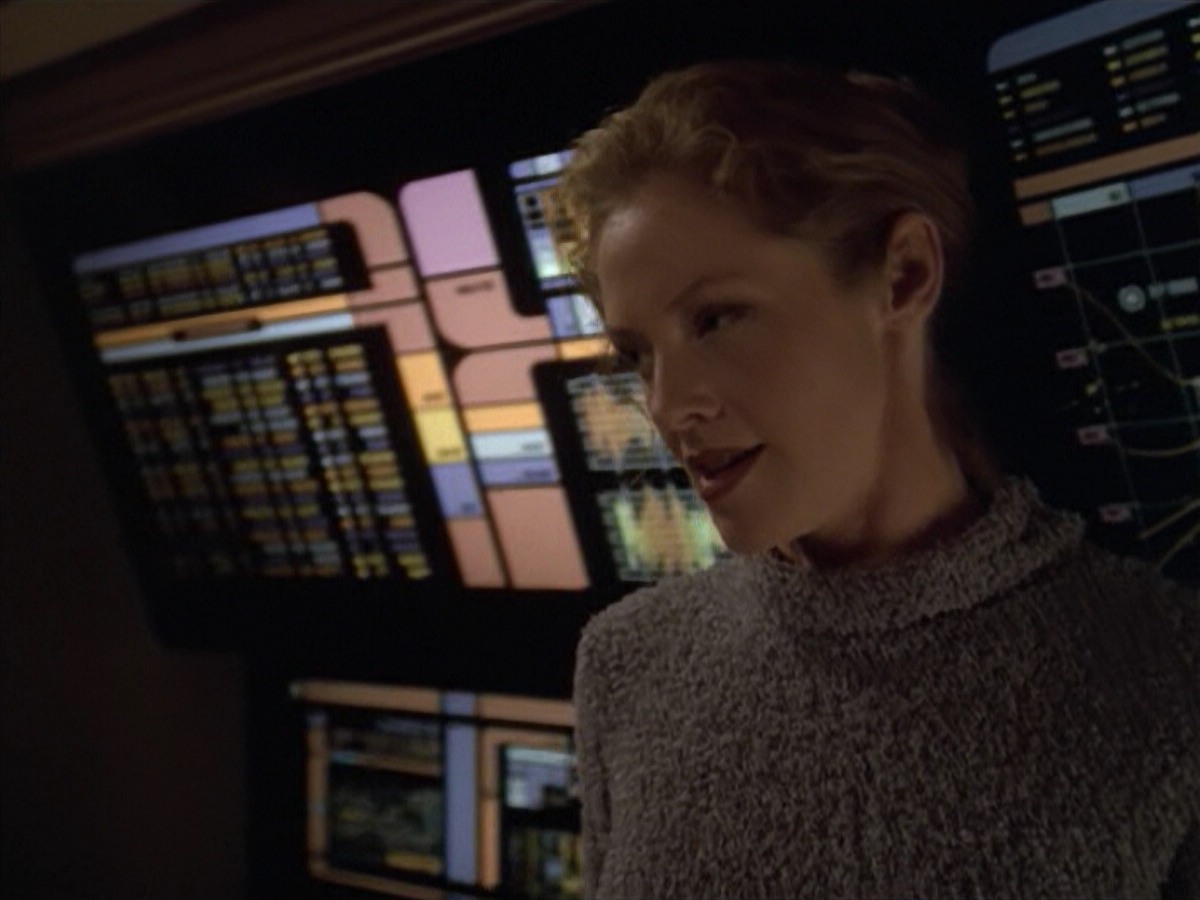 ariane179254_StarTrekVoyager_5x15_5x16_DarkFrontier_4718.jpg