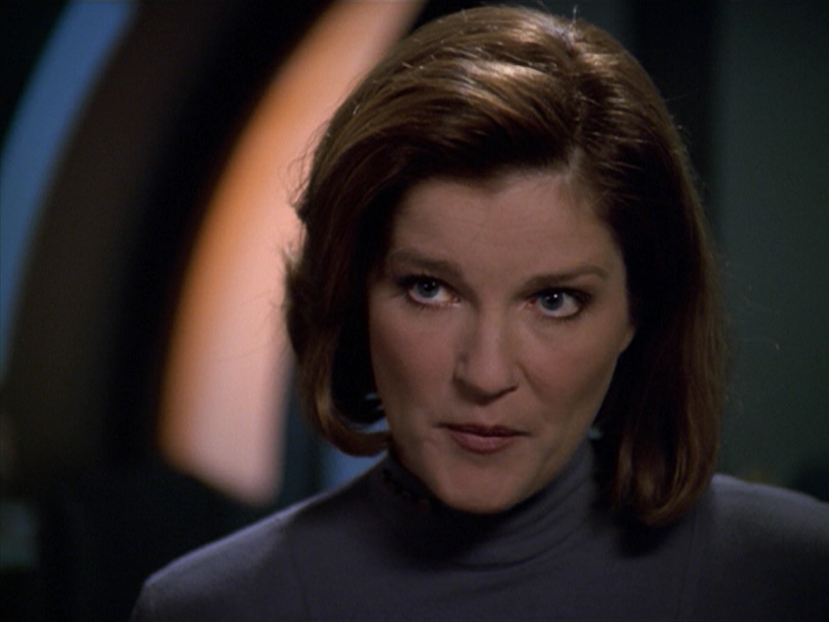 ariane179254_StarTrekVoyager_5x15_5x16_DarkFrontier_4782.jpg