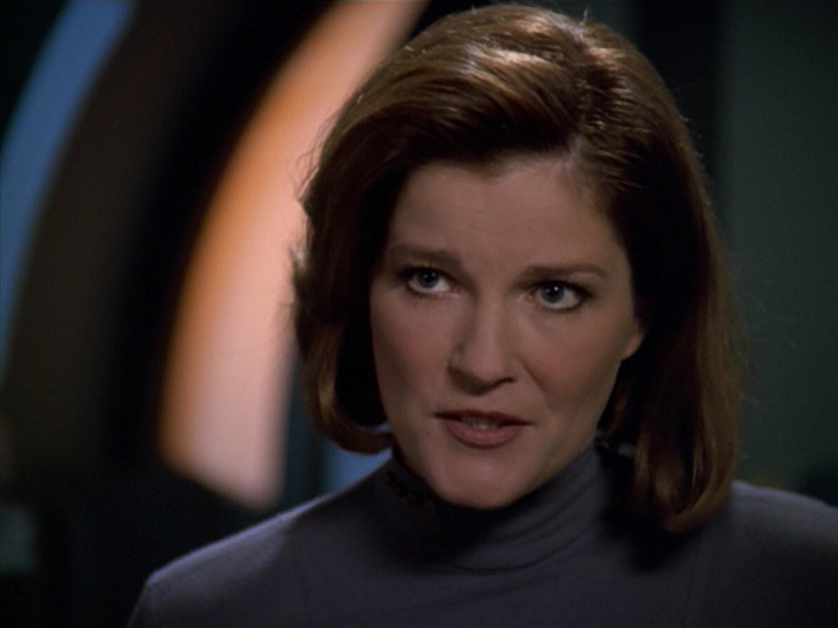 ariane179254_StarTrekVoyager_5x15_5x16_DarkFrontier_4785.jpg