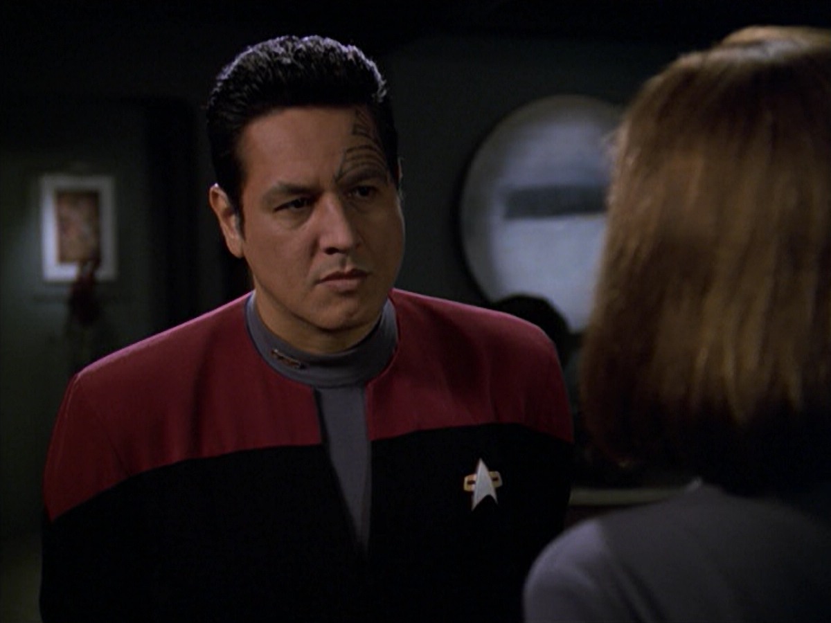 ariane179254_StarTrekVoyager_5x15_5x16_DarkFrontier_4810.jpg