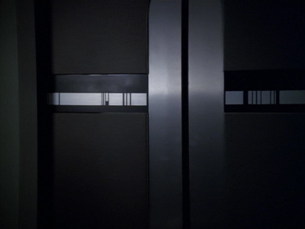 ariane179254_StarTrekVoyager_5x15_5x16_DarkFrontier_4887.jpg