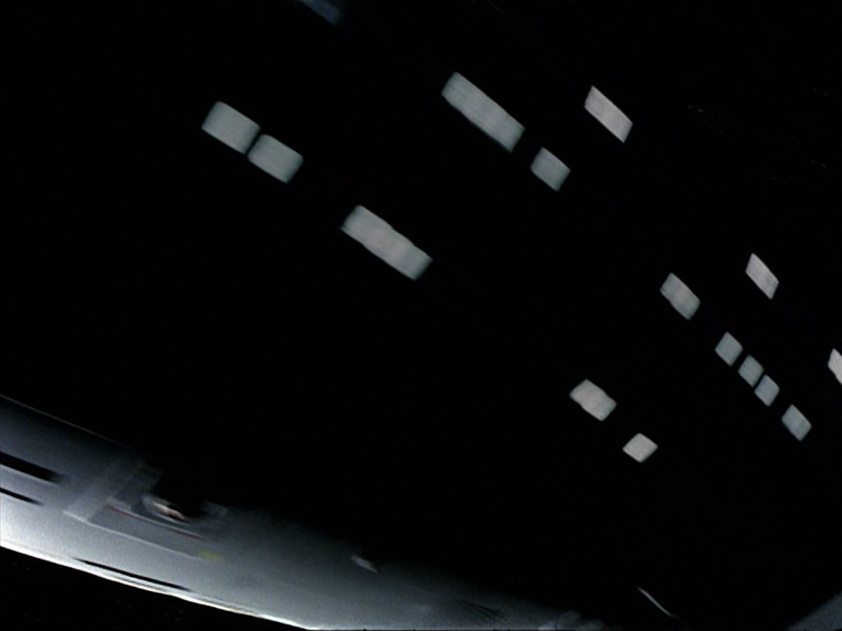 ariane179254_StarTrekVoyager_5x15_5x16_DarkFrontier_4895.jpg
