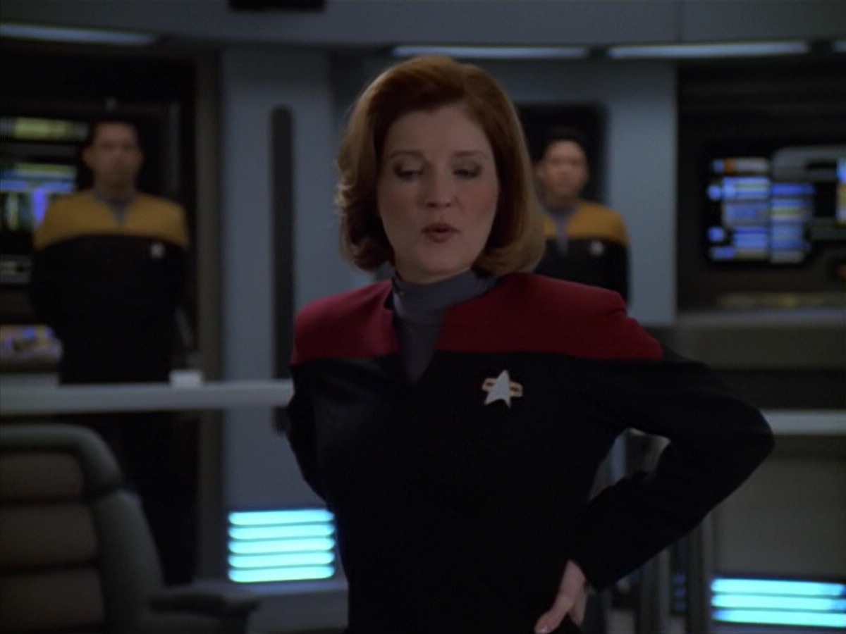 ariane179254_StarTrekVoyager_5x15_5x16_DarkFrontier_4902.jpg