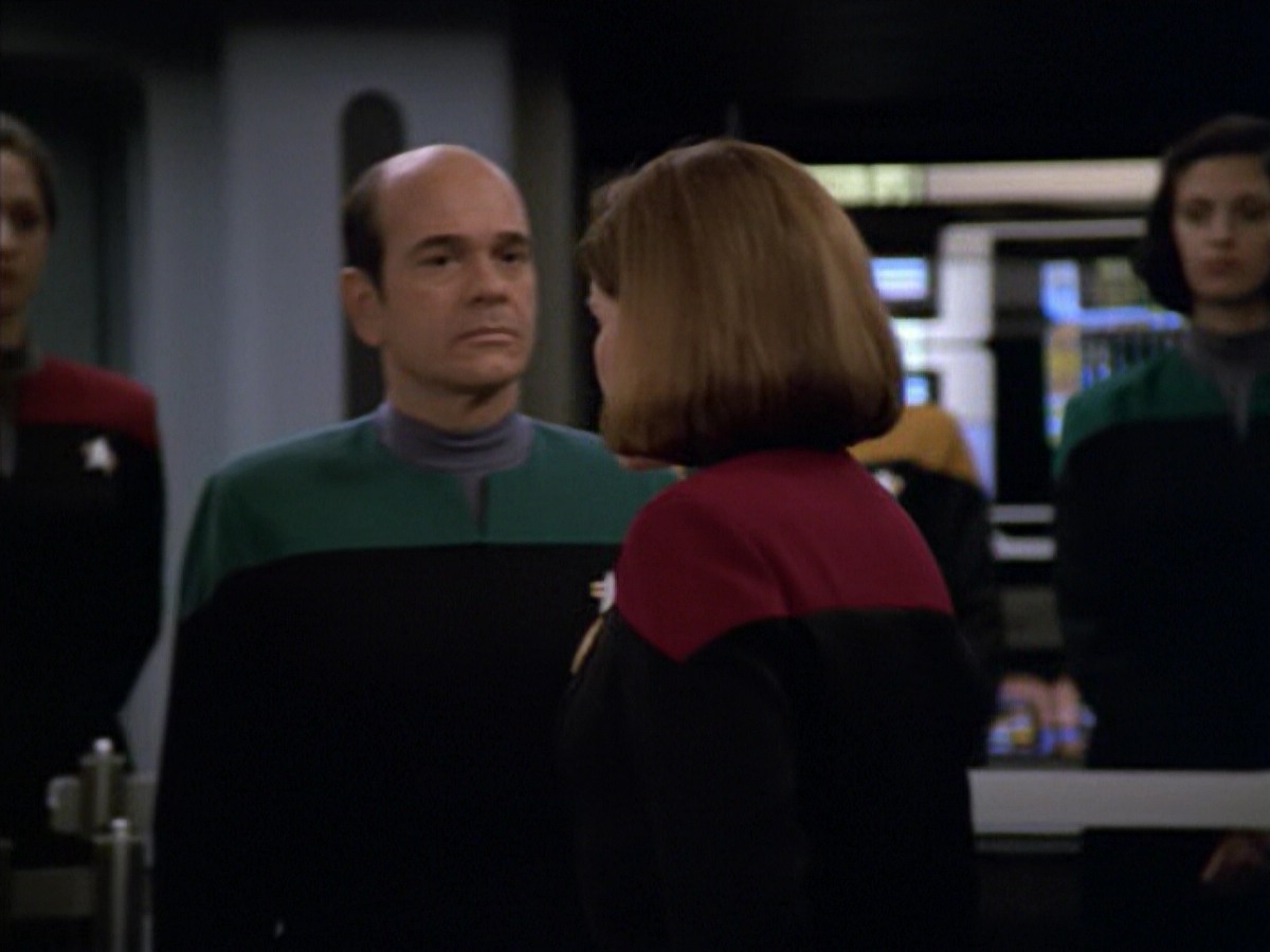 ariane179254_StarTrekVoyager_5x15_5x16_DarkFrontier_4946.jpg