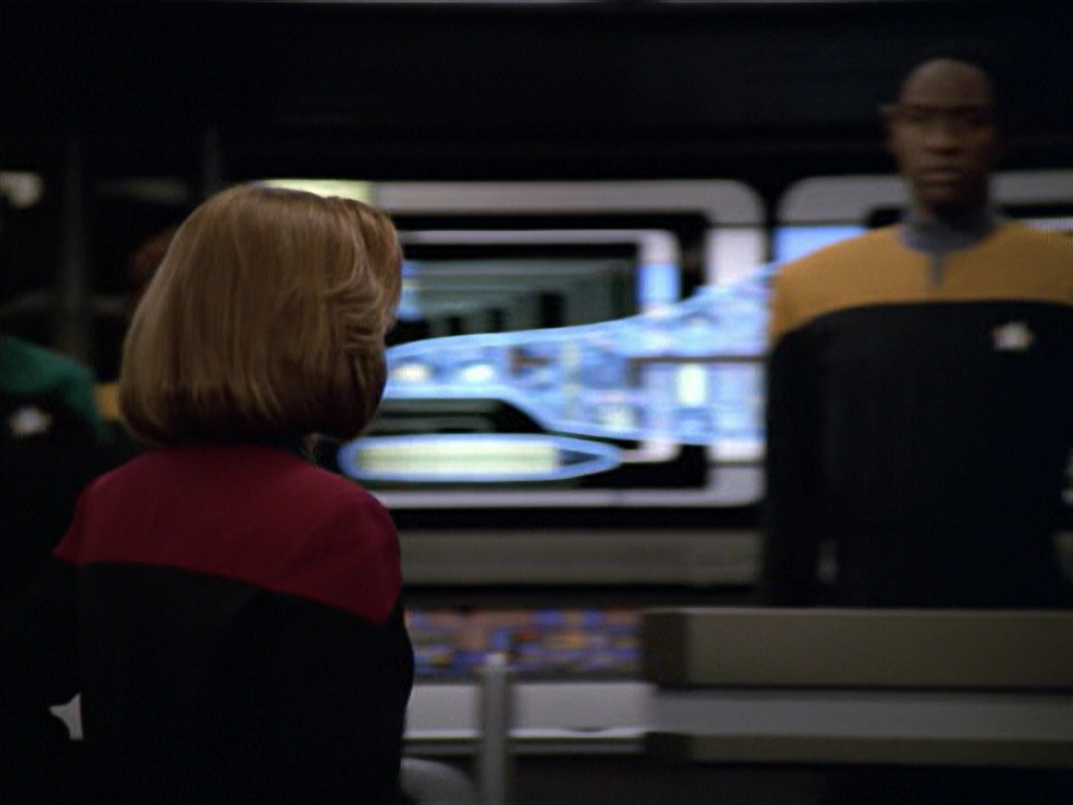 ariane179254_StarTrekVoyager_5x15_5x16_DarkFrontier_4964.jpg