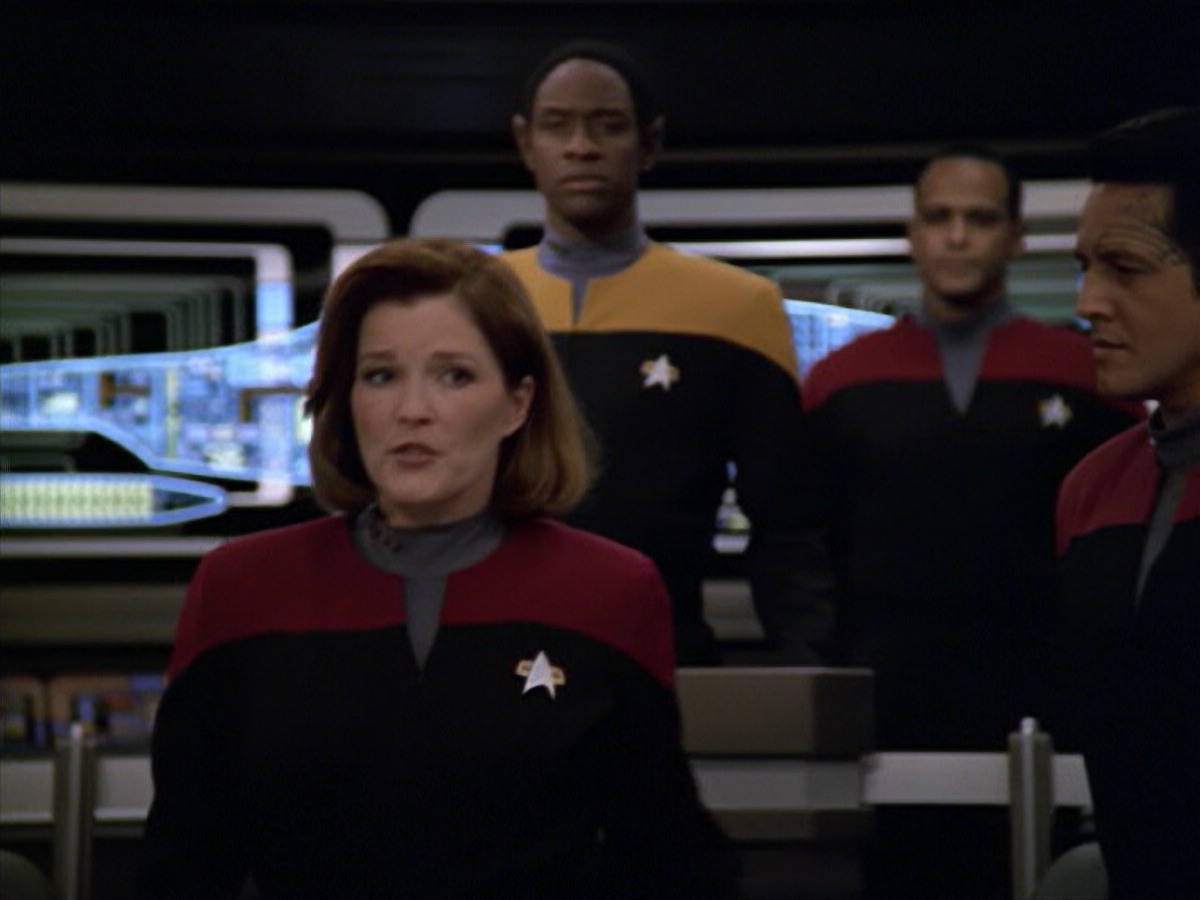 ariane179254_StarTrekVoyager_5x15_5x16_DarkFrontier_4970.jpg