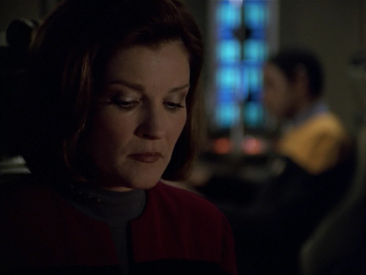 ariane179254_StarTrekVoyager_5x15_5x16_DarkFrontier_5087.jpg