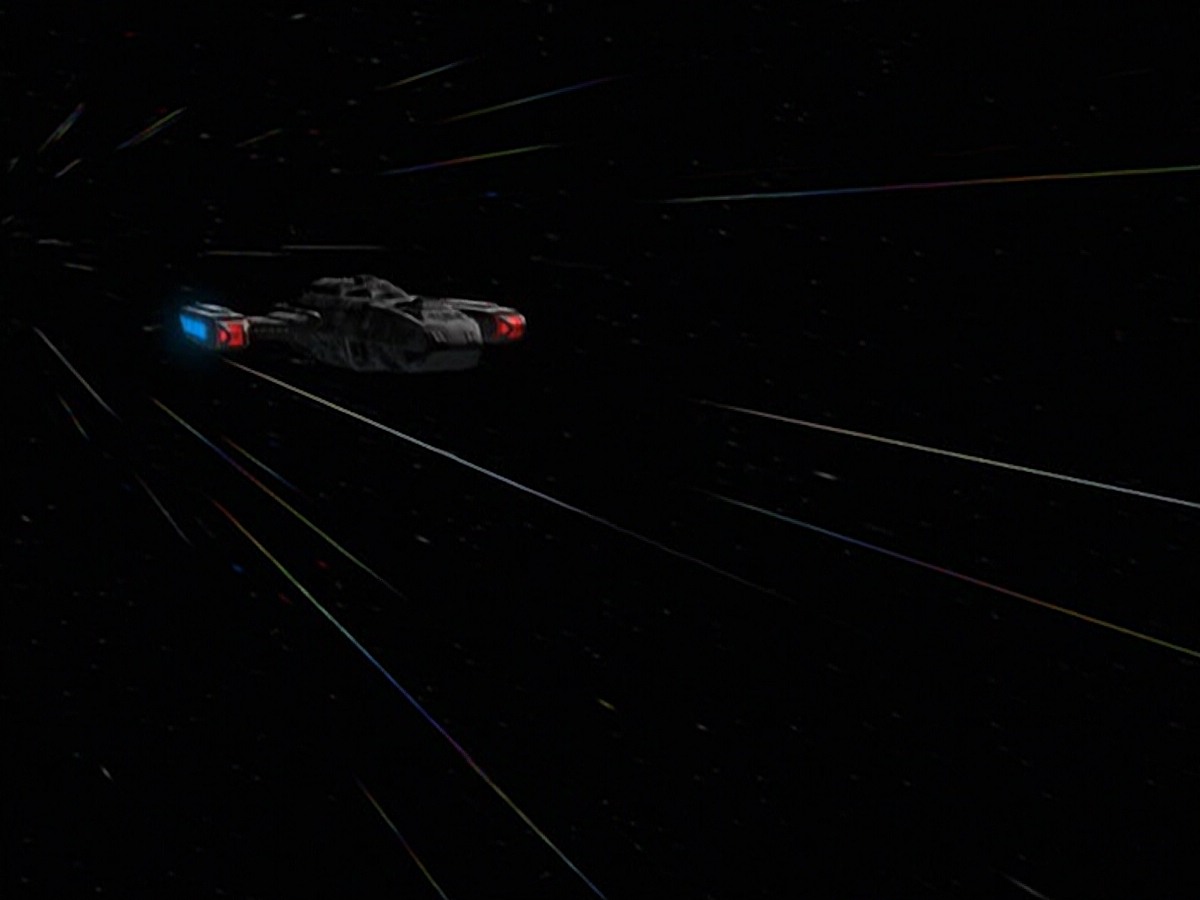ariane179254_StarTrekVoyager_5x15_5x16_DarkFrontier_5788.jpg