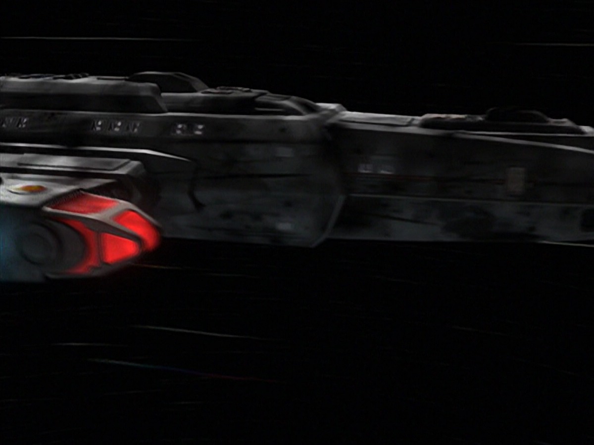 ariane179254_StarTrekVoyager_5x15_5x16_DarkFrontier_5792.jpg