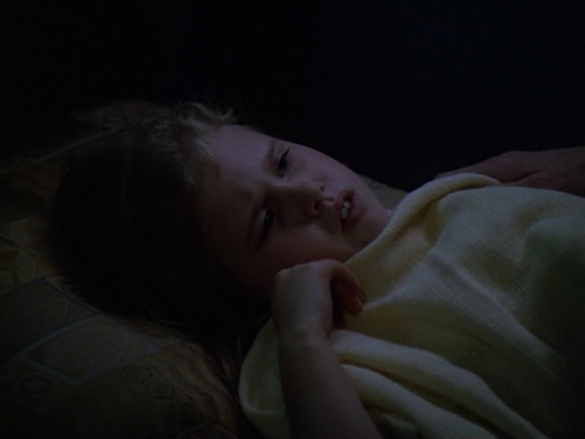 ariane179254_StarTrekVoyager_5x15_5x16_DarkFrontier_5903.jpg