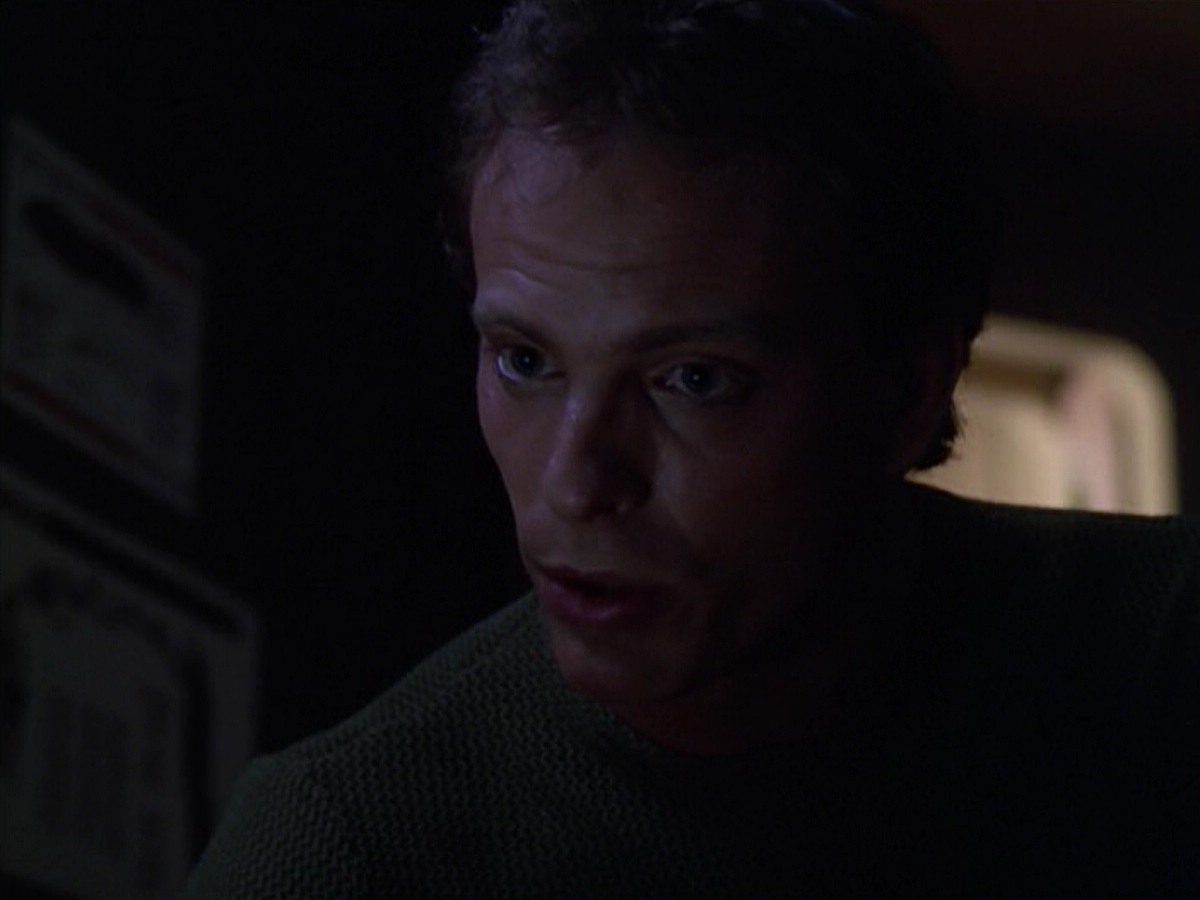 ariane179254_StarTrekVoyager_5x15_5x16_DarkFrontier_5917.jpg