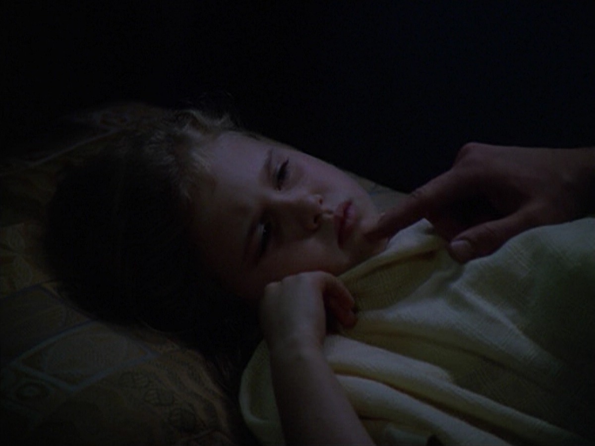 ariane179254_StarTrekVoyager_5x15_5x16_DarkFrontier_5919.jpg