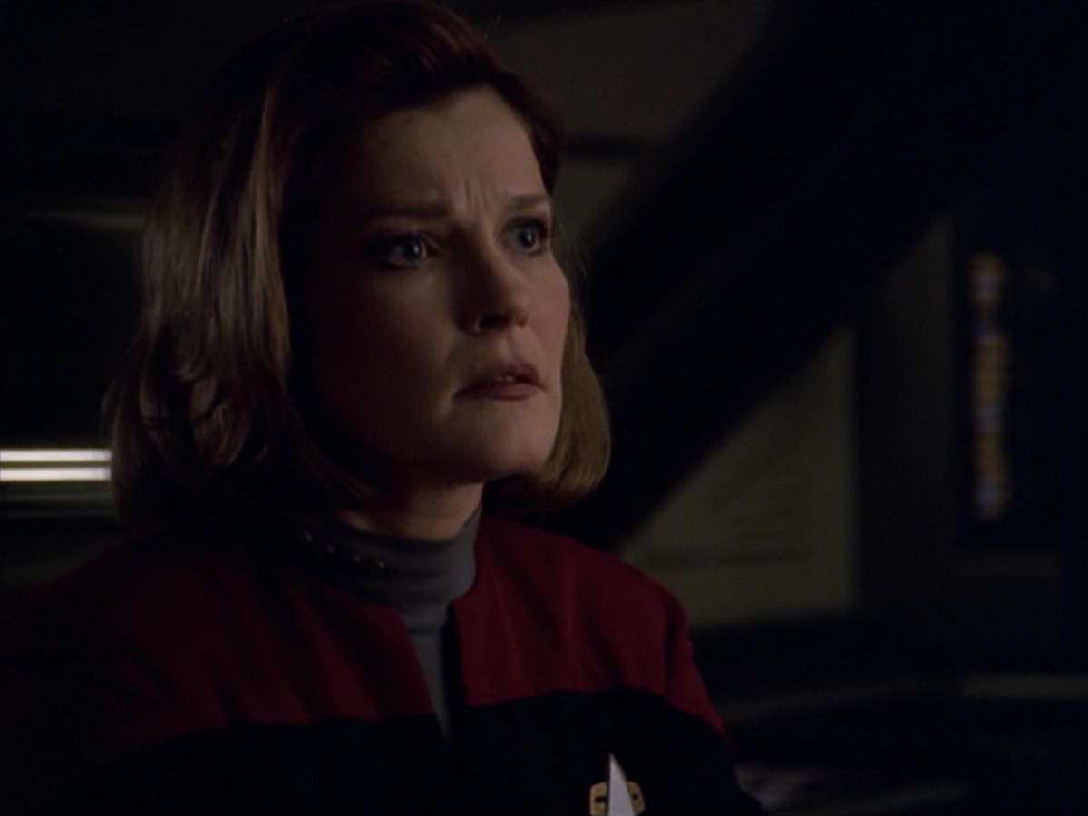 ariane179254_StarTrekVoyager_5x15_5x16_DarkFrontier_5981.jpg