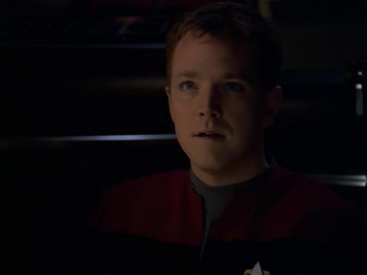 ariane179254_StarTrekVoyager_5x15_5x16_DarkFrontier_6074.jpg