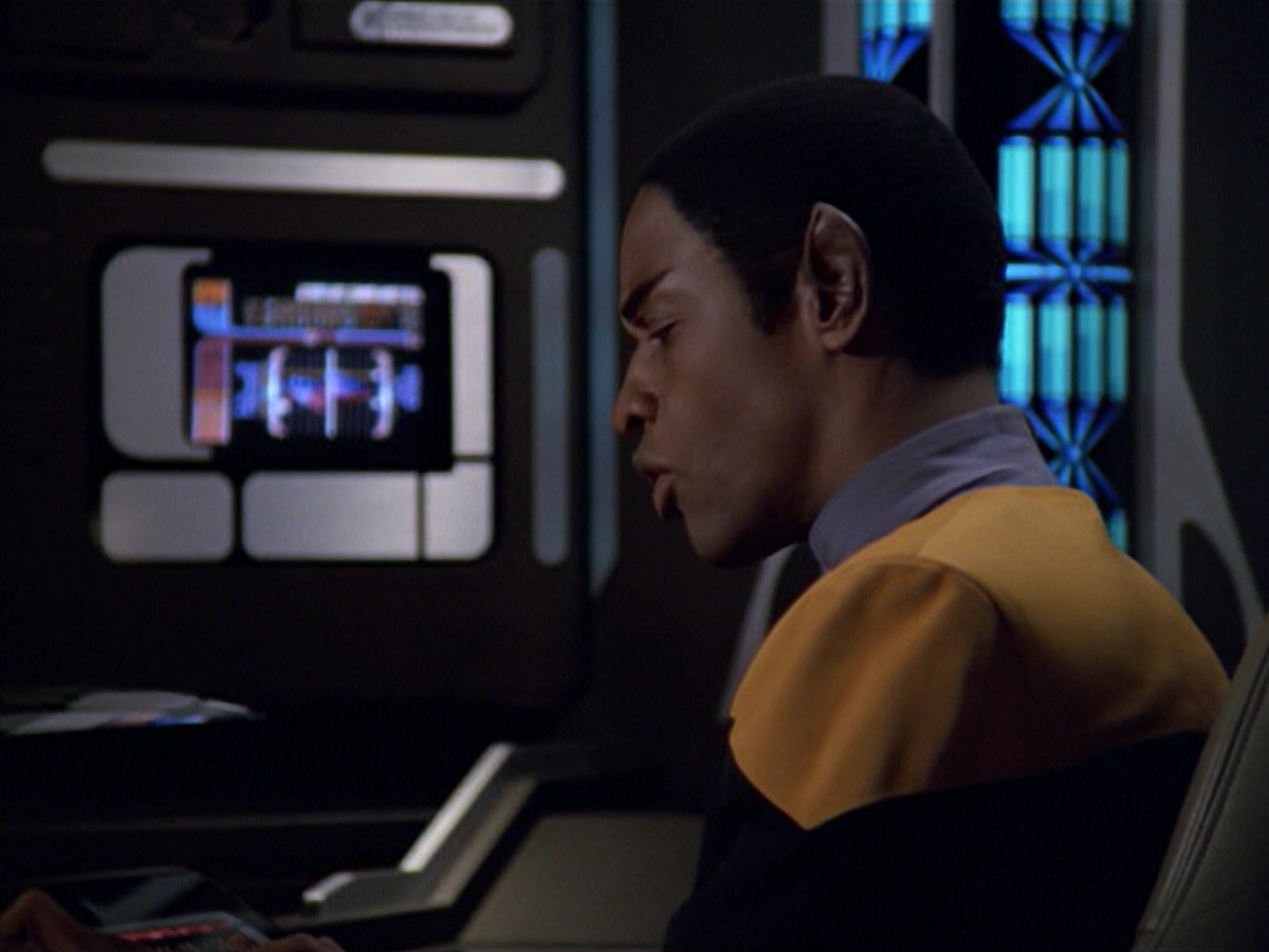 ariane179254_StarTrekVoyager_5x15_5x16_DarkFrontier_6097.jpg