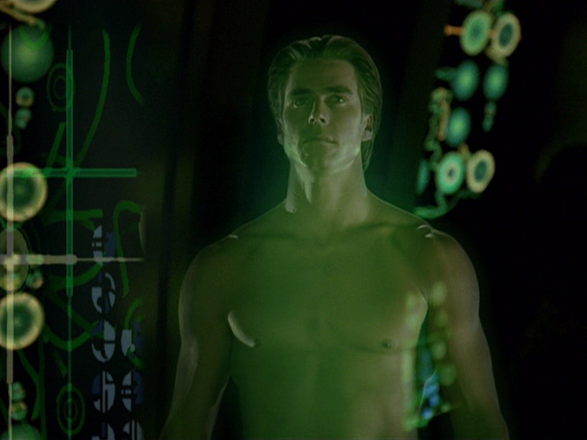 ariane179254_StarTrekVoyager_5x15_5x16_DarkFrontier_6175.jpg