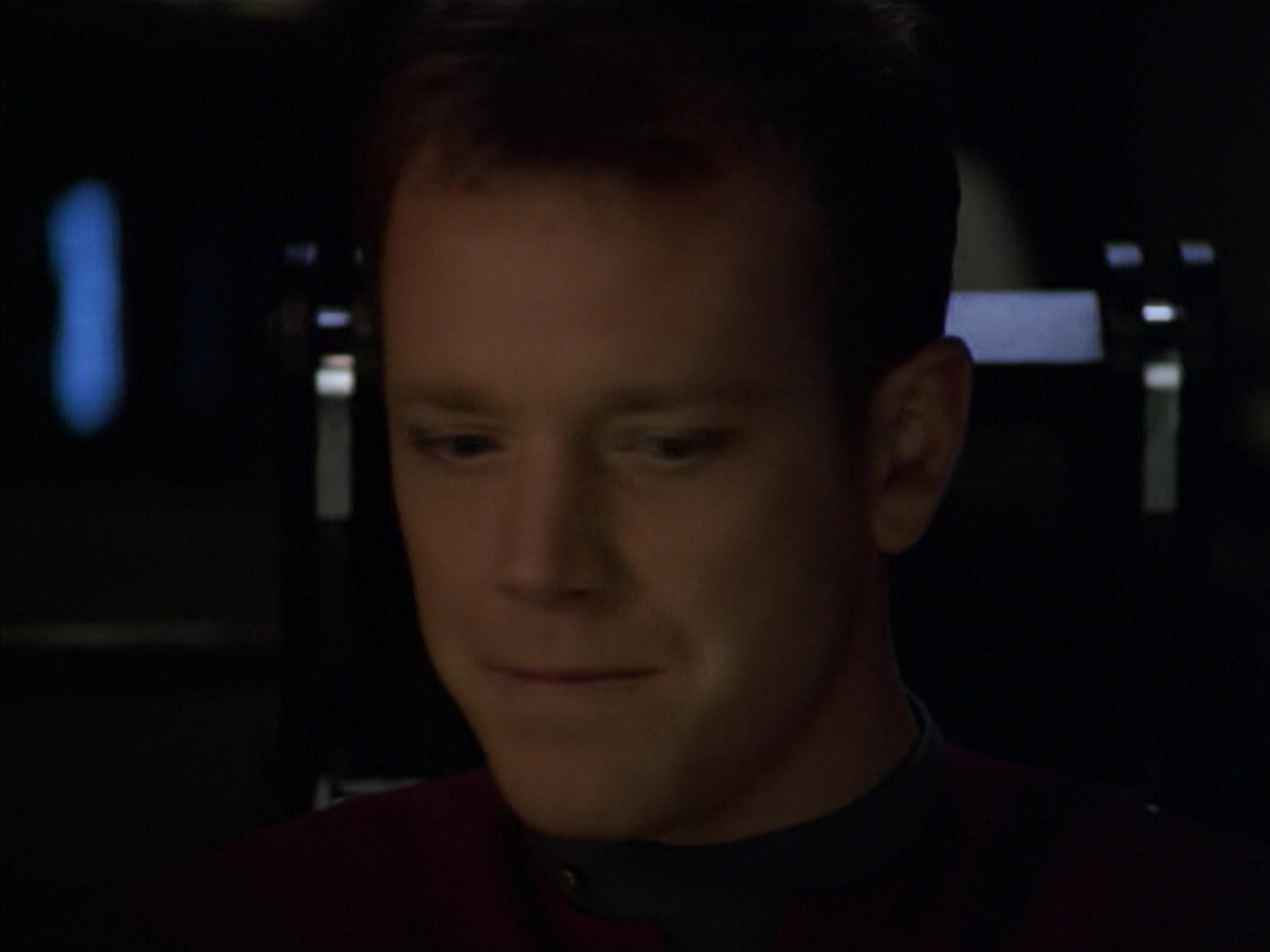ariane179254_StarTrekVoyager_5x15_5x16_DarkFrontier_6555.jpg