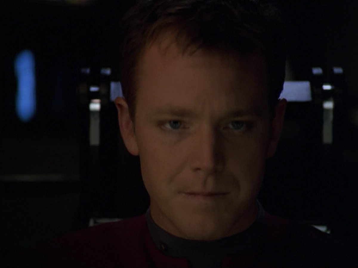 ariane179254_StarTrekVoyager_5x15_5x16_DarkFrontier_6556.jpg