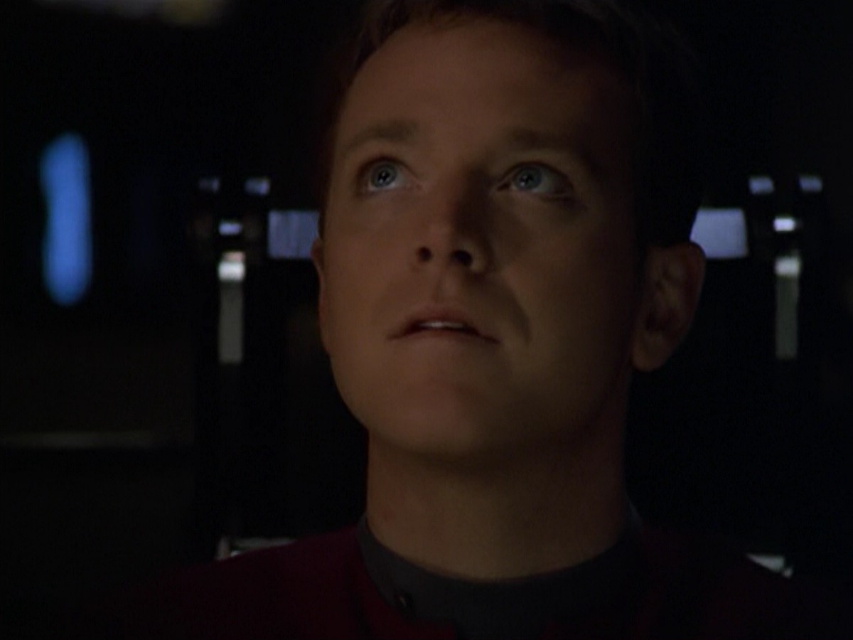 ariane179254_StarTrekVoyager_5x15_5x16_DarkFrontier_6557.jpg