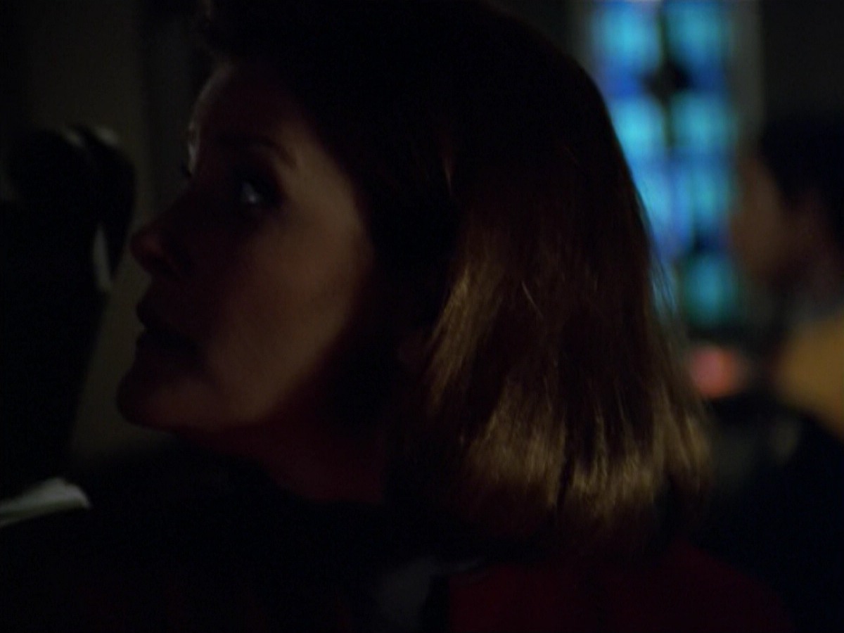ariane179254_StarTrekVoyager_5x15_5x16_DarkFrontier_6559.jpg