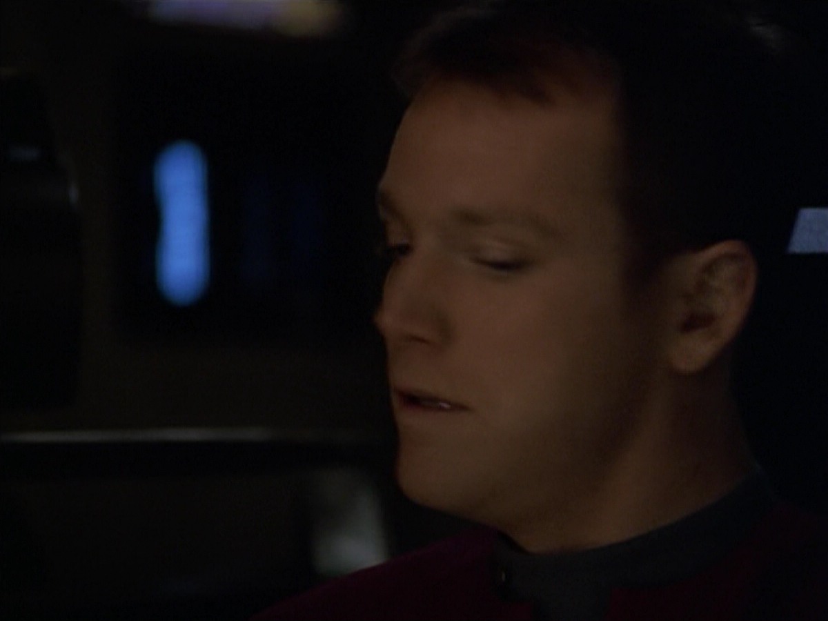 ariane179254_StarTrekVoyager_5x15_5x16_DarkFrontier_6562.jpg